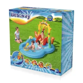 piscine gonflable bestway 53118 sous forme espace de jeu pour les enfants