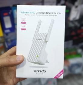 Model A9 Wireless N300 Universal Range Extender 