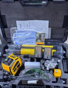 Niveau laser CAPITAL 4D [16lighnes]