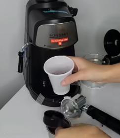 Machine A Café Bras Expresso Et Cappuccino Marque Sonashi 4979 - 850W